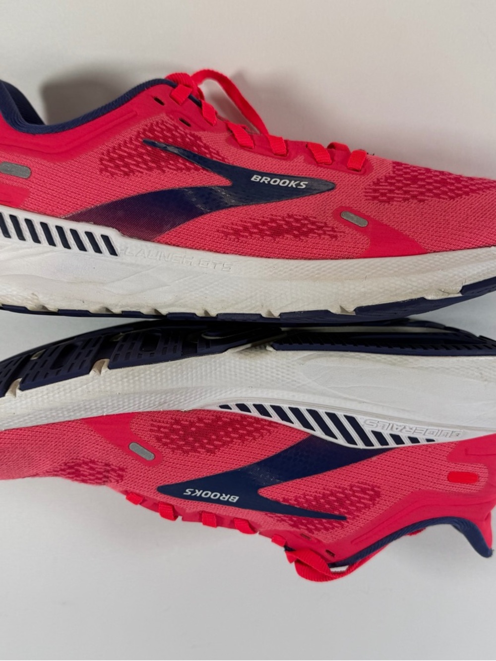 Brooks Launched GTS 9 Running Shoes Size 8.5 Women’s - Picture 10 of 13